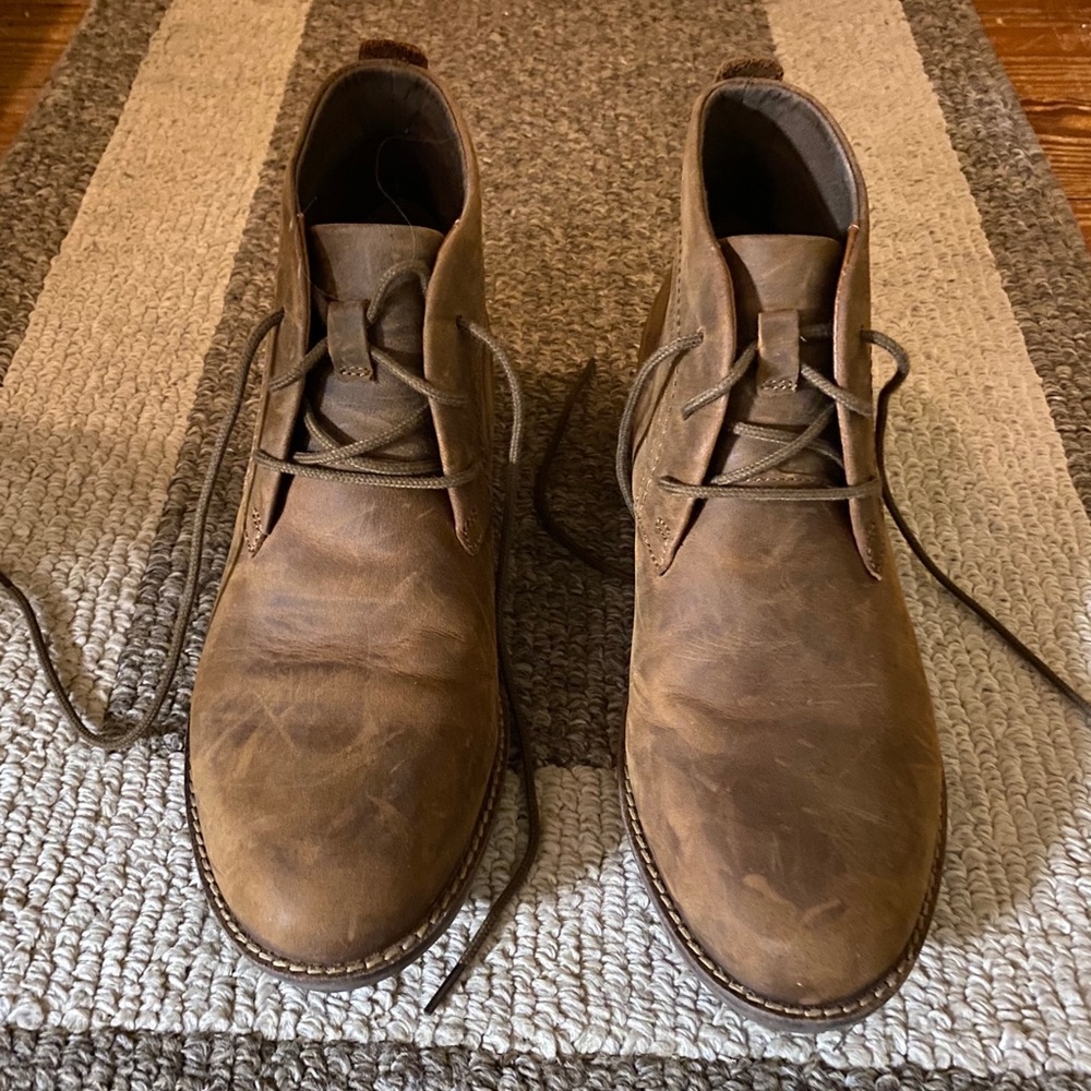 Women’s Clark’s boots size 7.5